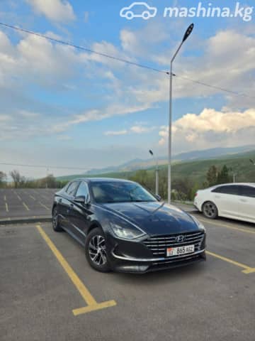 Hyundai Sonata VIII (DN8) 2.0hyb AT