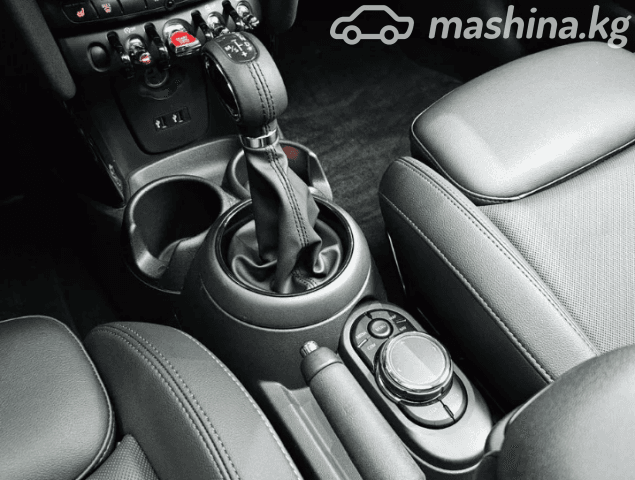 MINI Hatch III (F55/F56) Рестайлинг One 1.5 AMT