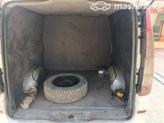 Mercedes-Benz Vito II (W639) 111 CDI L2 2.2d MT