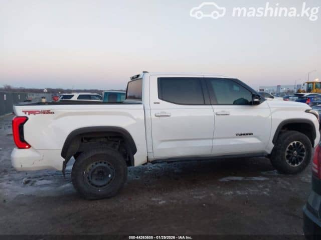 Toyota Tundra III CrewMax 3.5hyb AT 4WD