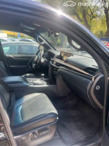 Lexus LX III Рестайлинг 2 570 5.7 AT 4WD