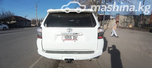 Toyota 4Runner V Рестайлинг 4.0 AT 4WD