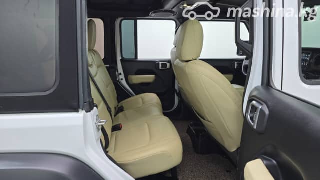 Jeep Wrangler IV (JL) 2.0 AT 4WD