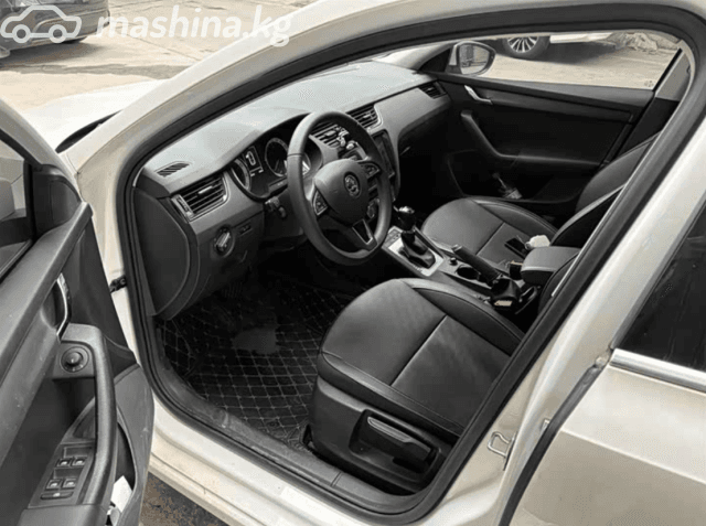 Skoda Octavia III (A7) 1.6 AT