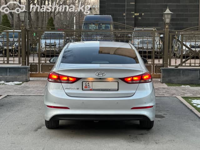 Hyundai Avante VI 1.6 AT