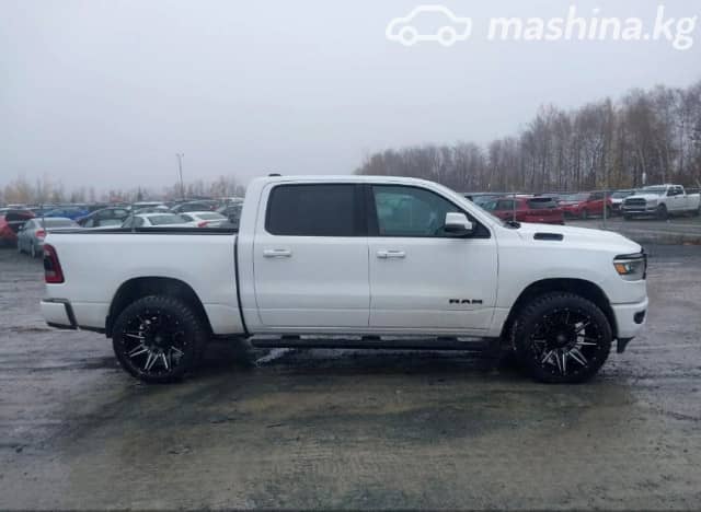 RAM 1500 V Quad Cab 5.7 AT 4WD