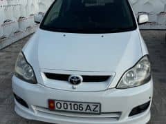 Toyota Ipsum II (M20) Рестайлинг 2.4 AT 4WD
