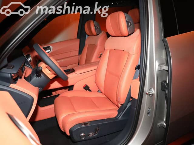 Lynk & Co 900 2.0hyb AT 4WD