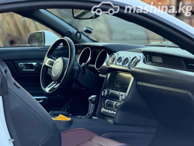 Ford Mustang VI 2.3 AT