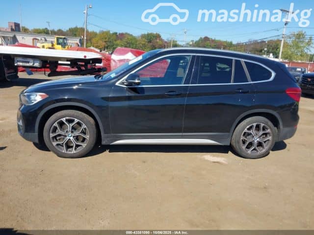 BMW X1 II (F48) Рестайлинг 28i xDrive 2.0 AT 4WD