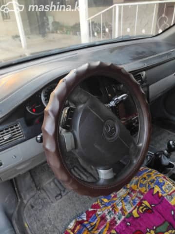 Daewoo Gentra II 1.5 MT