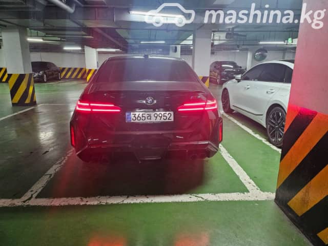 BMW M5 VII (G90) 4.4hyb AT 4WD