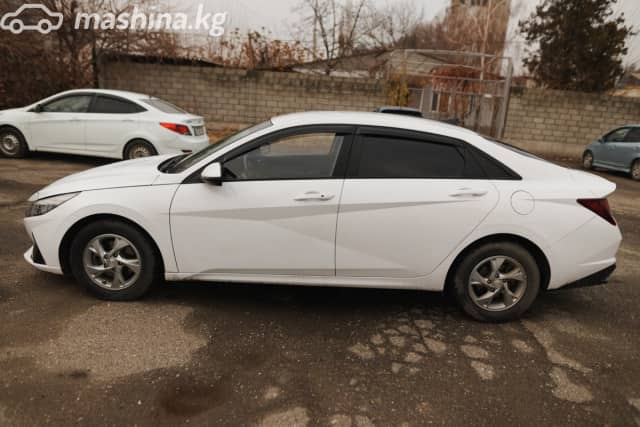 Hyundai Avante VII 1.6 CVT