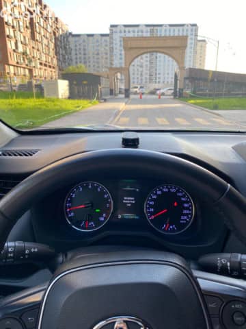 Toyota RAV4 V (XA50) 2.5 AT