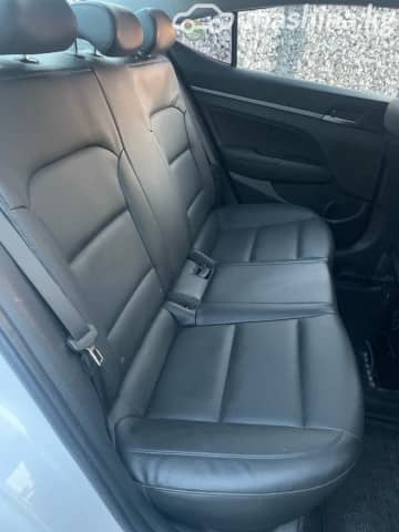 Hyundai Avante VI 1.6 AT