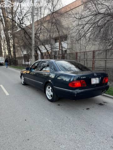 Mercedes-Benz E-Класс II (W210, S210) 320 3.2 AT
