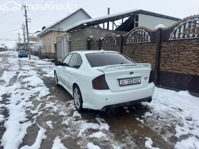 Subaru Legacy IV 2.0 MT 4WD