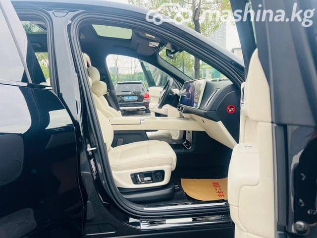 LiXiang L9 Max 1.5hyb AT 4WD