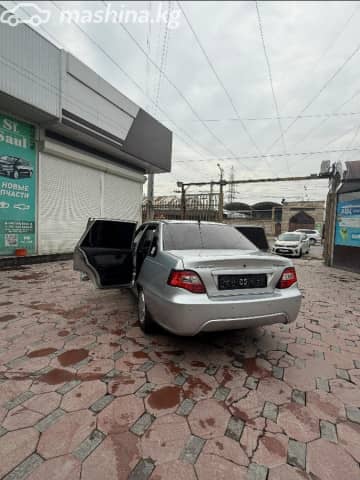 Daewoo Nexia I Рестайлинг 1.6 MT