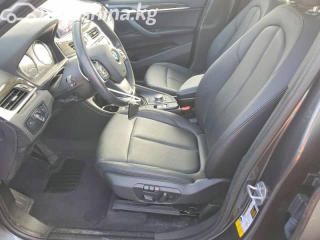 BMW X1 II (F48) Рестайлинг 28i xDrive 2.0 AT 4WD