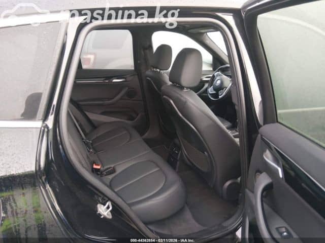 BMW X1 II (F48) Рестайлинг 28i xDrive 2.0 AT 4WD
