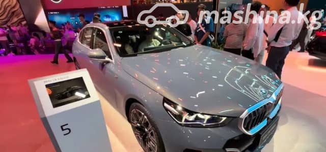 BMW 5 серии VIII (G60/G61/G68) 530i xDrive 2.0 AT 4WD