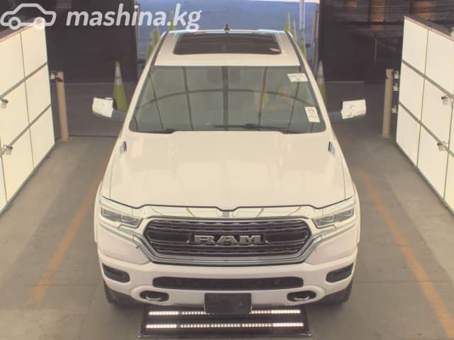 RAM 1500 V Quad Cab 5.7 AT 4WD