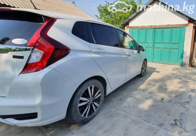 Honda Fit III Рестайлинг 1.5 CVT