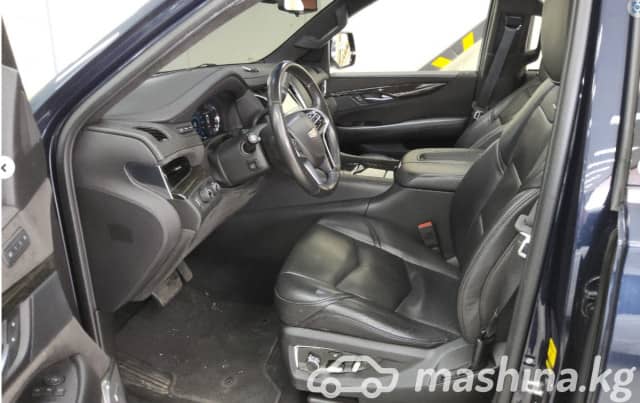 Cadillac Escalade IV 6.2 AT 4WD