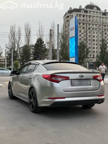 Kia K5 I 2.0 AT