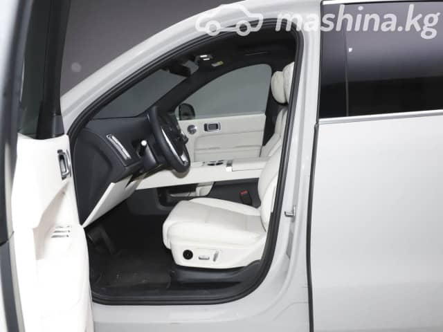 LiXiang L6 1.5hyb AT 4WD