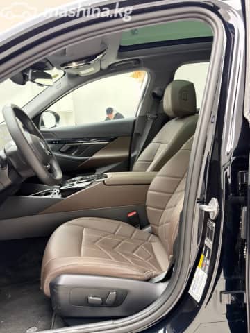 BMW i5 eDrive35L Electro AT