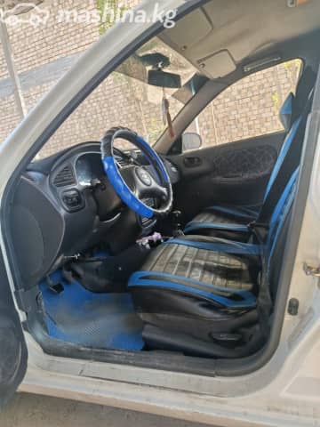 Daewoo Lanos (Sens) 1.5 MT
