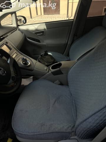 Toyota Prius III Рестайлинг (XW30) 1.8hyb AT