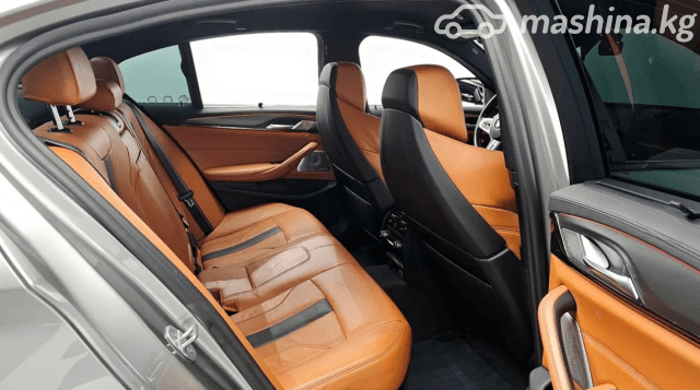 BMW M5 VI (F90) 4.4 Steptronic xDrive