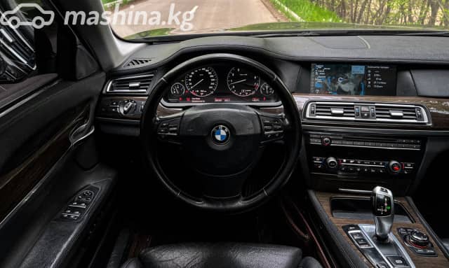 BMW 7 серии V (F01/F02/F04) 740i 3.0 AT