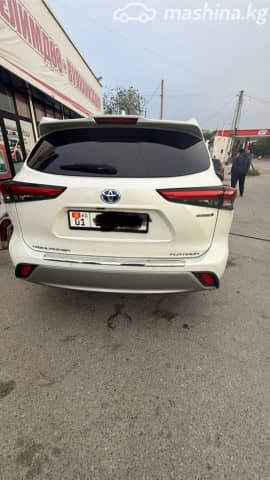 Toyota Highlander IV (U70) 2.5hyb AT