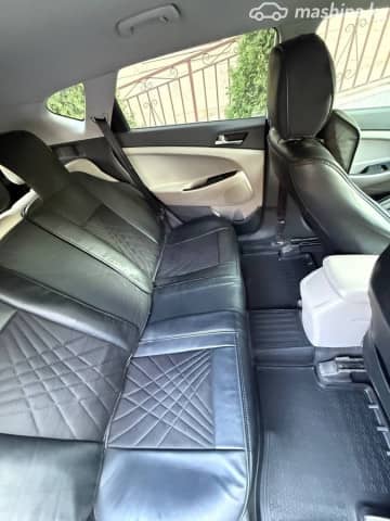 Hyundai Tucson III 2.0 AT 4WD