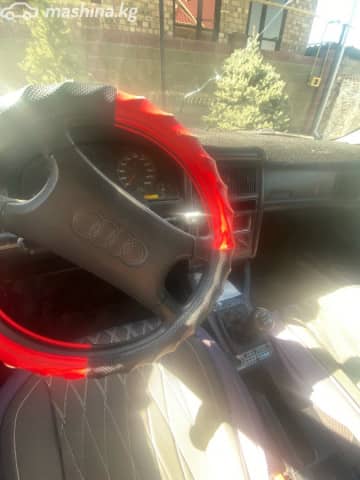 Audi 80 V (B4) 2.0 MT