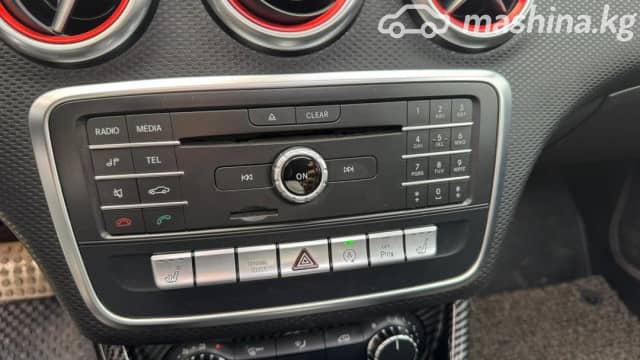 Mercedes-Benz A-Класс III (W176) Рестайлинг 250 2.0 AMT
