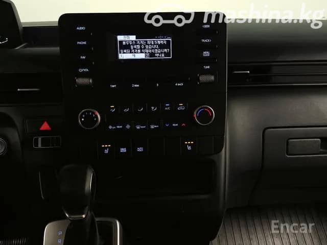 Hyundai Staria 3.5 AT