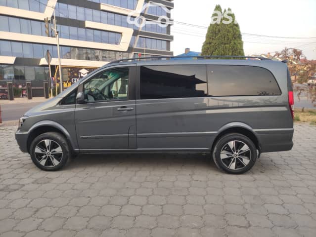 Mercedes-Benz Viano I (W639) Рестайлинг L2 2.1d AT 4WD