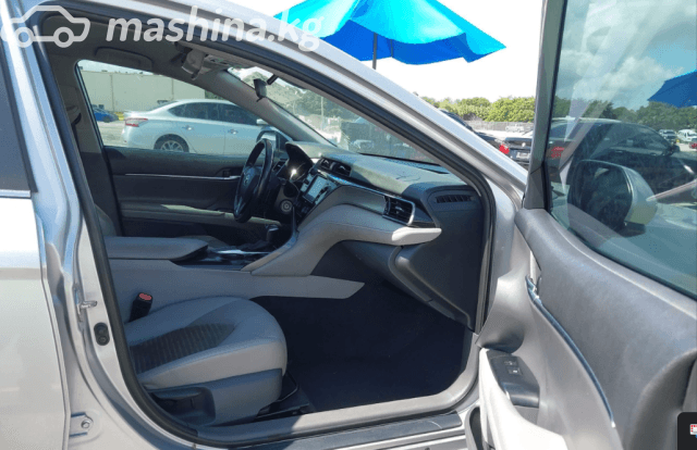Toyota Camry VIII (XV70) 2.5 AT