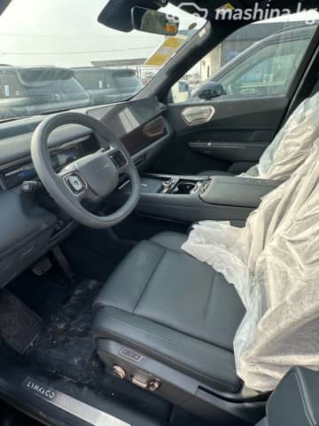 Lynk & Co 900 2.0hyb AT 4WD