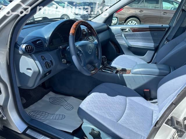 Mercedes-Benz C-Класс II (W203) 320 3.2 AT