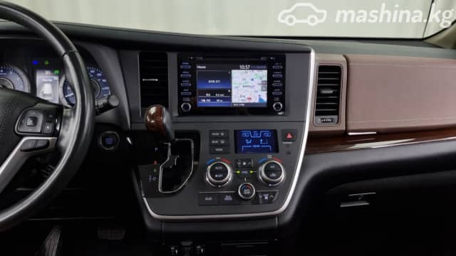 Toyota Sienna III Рестайлинг 2 3.5 AT 4WD