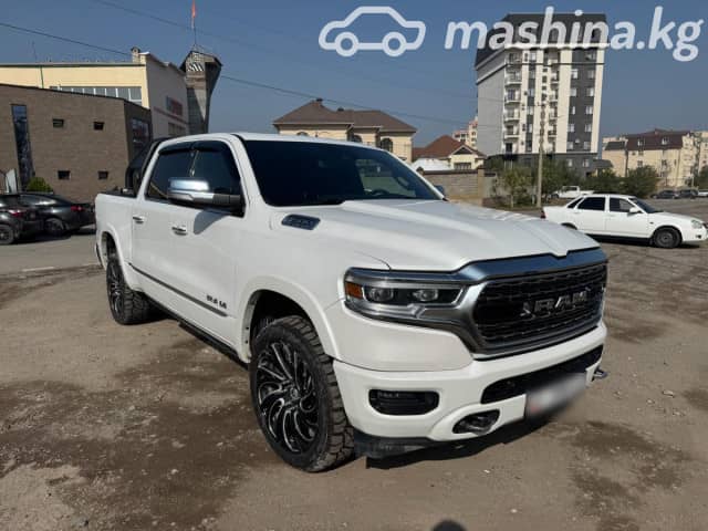 RAM 1500 V Quad Cab 5.7 AT 4WD