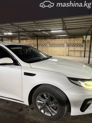 Kia K5 II 2.0 AT