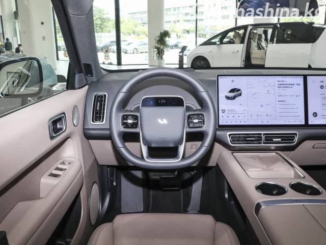 LiXiang L6 1.5hyb AT 4WD