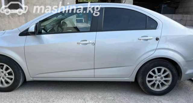 Chevrolet Aveo III 1.4 AT